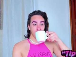 Offline alonehazel01 on CamSoda