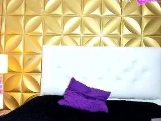 Offline alonehazel01 on CamSoda