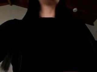 Offline alyssadean on CamSoda