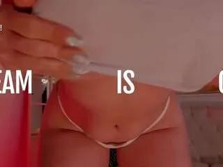 amywalkerx — Latina and very hot, ready to fulfill your fantasies/ Goal: Flash boobs + Soft Blowjob / IG: amywalker_x [49 tokens remaining]