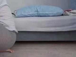 Offline angelinaloves on CamSoda