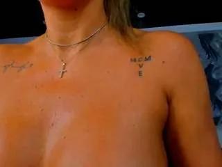 Offline anneswhite on CamSoda