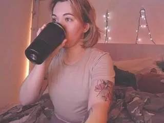 Offline anyapickles on CamSoda