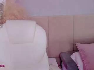 Offline aprilebony on CamSoda