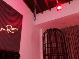 Offline arianna-smith on CamSoda