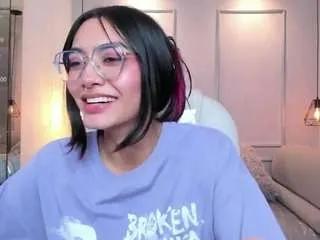 Offline azurakindong on CamSoda