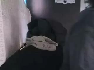 bee-eazyquinn on CamSoda 