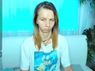 Offline beellami on CamSoda