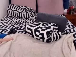 Offline bootycallever on CamSoda