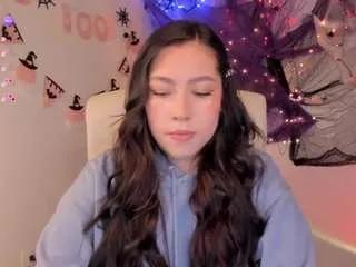 Freechat bubble-gum on CamSoda