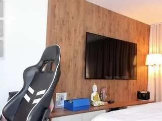 Offline camilaagomezz on CamSoda