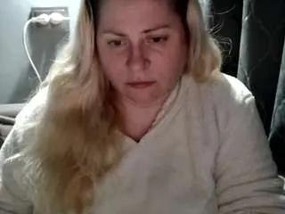 Offline candycream17 on CamSoda