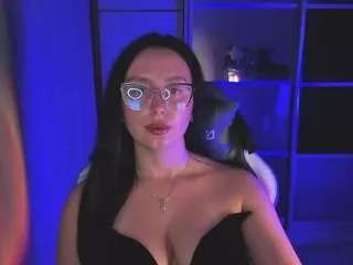 Offline christymia on CamSoda