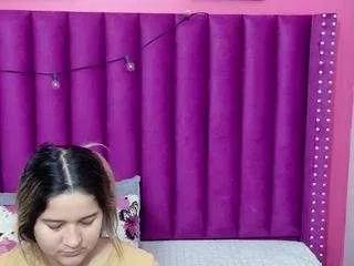 Offline collegepawg on CamSoda