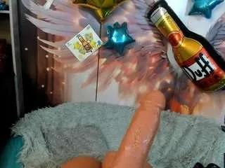 Freechat cristinablue21 on CamSoda