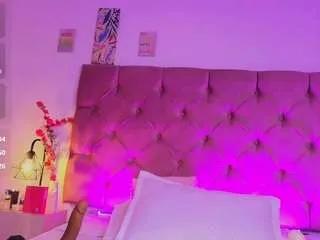 Offline crysttalmoon on CamSoda