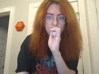 Offline cummymochi on CamSoda