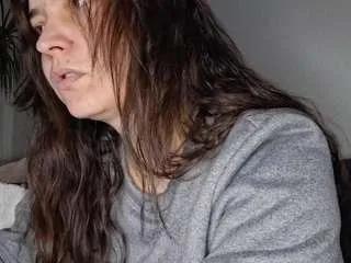 Offline cyndeewinter on CamSoda