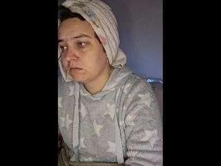 cyndeewinter — show legs [Multi Goal]