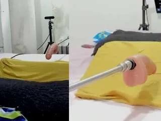 Freechat dakota-lovense on CamSoda