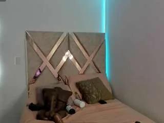 dana-curly on CamSoda 