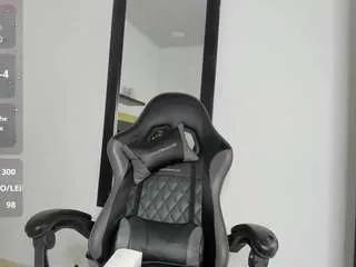 Offline dania-miller on CamSoda