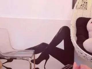 Offline denychantall on CamSoda