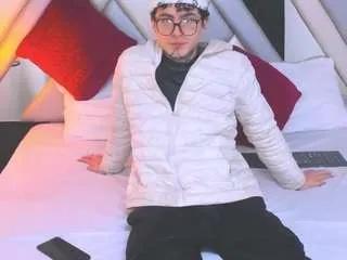 Freechat desireefrost-fx on CamSoda