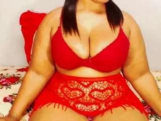 Offline divinebooty93 on CamSoda