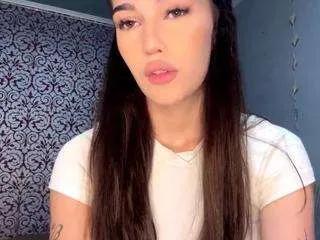 Offline donyadaya on CamSoda