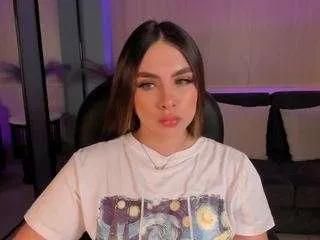 Freechat eloisaolivero on CamSoda