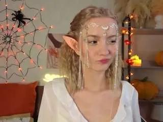 elvinabrowning — pull panties down a little lower and tease you [500 tokens remaining]