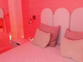Offline emilly-william on CamSoda