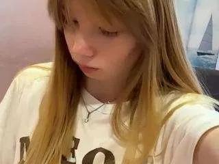 Offline fransiscaboghossian on CamSoda