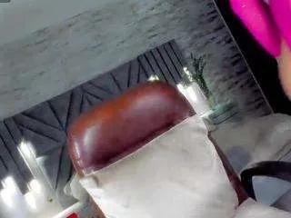 Offline gabydollsex20 on CamSoda