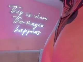 Offline giaferrera on CamSoda