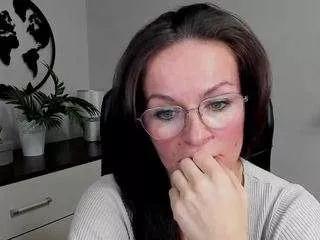 Offline glamhelen on CamSoda