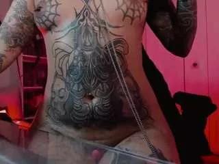 Offline hera-ink on CamSoda