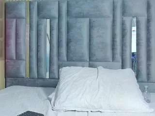 Offline hollyvega on CamSoda