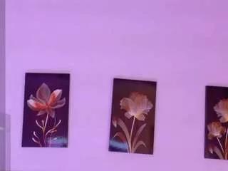 Offline hollyvega on CamSoda