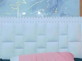 Offline hornysweetebony on CamSoda