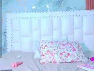 Freechat hotiergirl on CamSoda