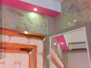 Freechat hotiergirl on CamSoda