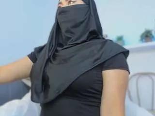 Freechat isa-perez on CamSoda