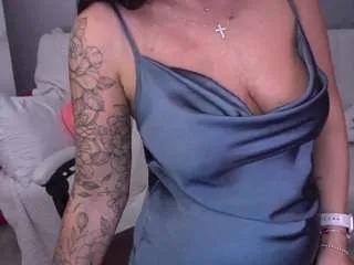 Offline isabellafoxx on CamSoda