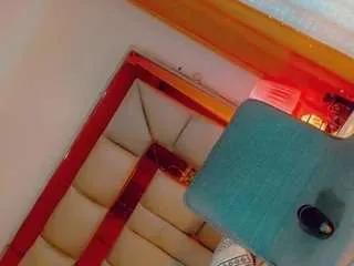 Freechat isabellalatingirs on CamSoda