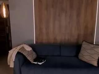 Freechat jennifer-rodriguez on CamSoda