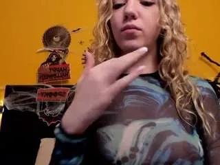 jessiecurlyy on CamSoda