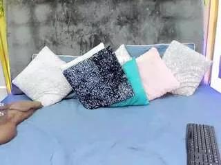 Offline karlagonzales on CamSoda