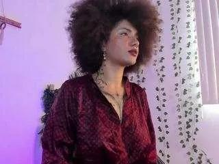 Offline karlyee on CamSoda